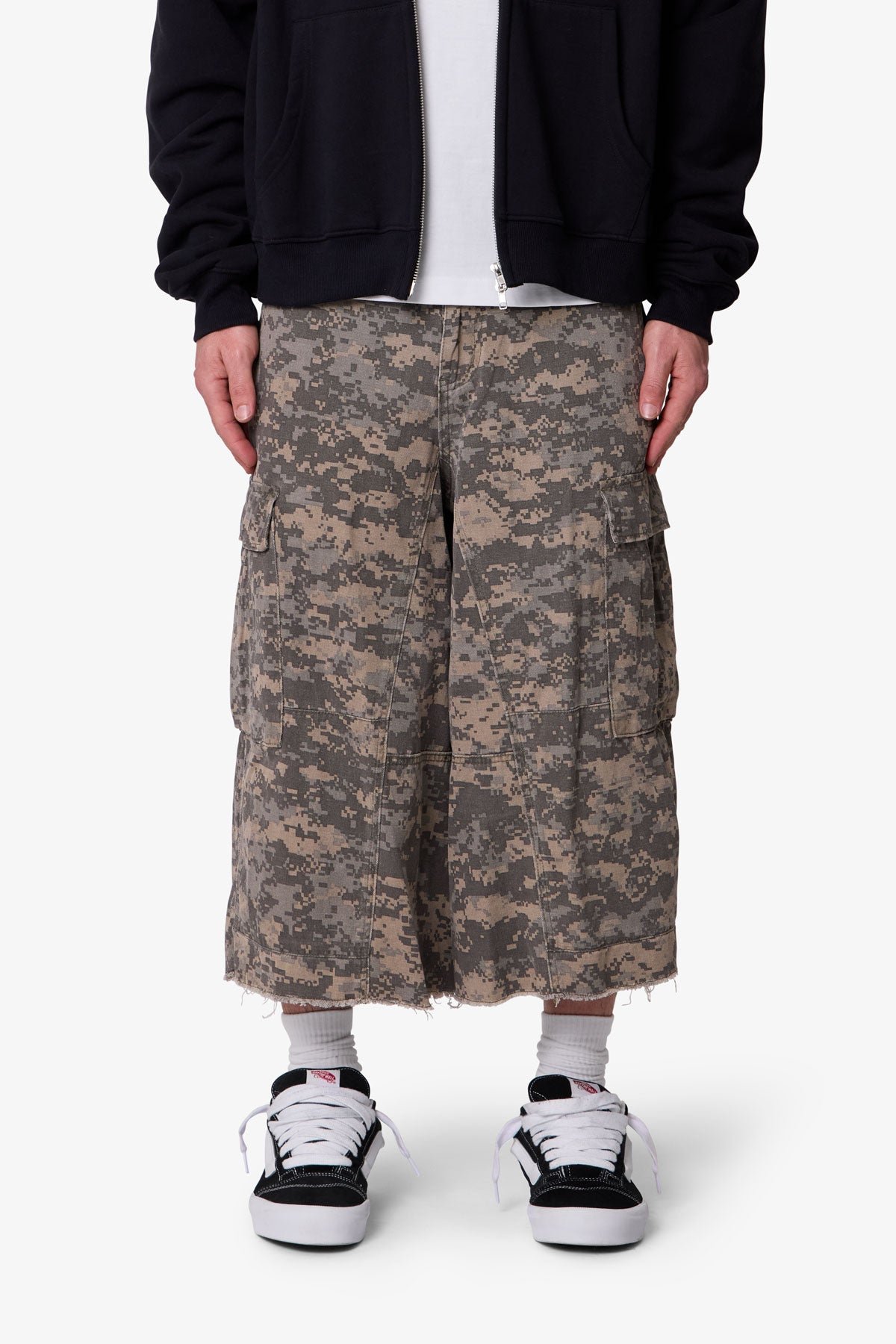Extra-Long-Cargo-Shorts-Digi-Camo-2_c36ddb19 Extra Long Digital Camo Cargo Shorts - Image 1